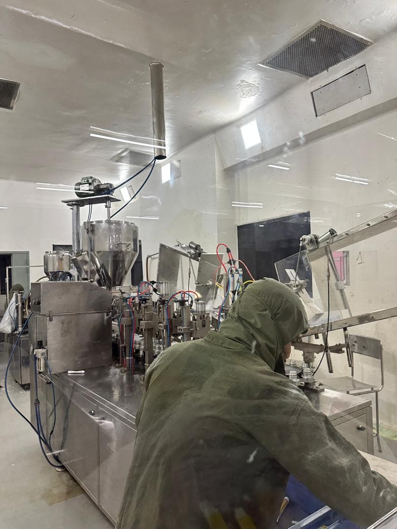 Cleanroom production and process monitoring
